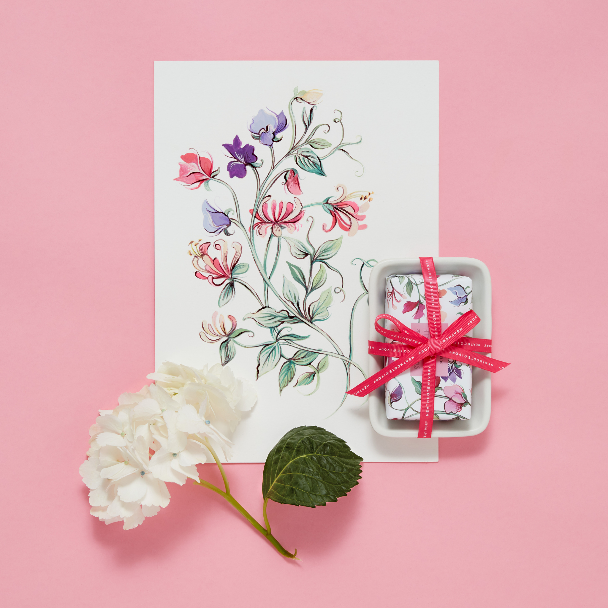 Heathcote & Ivory Sweet Pea & Honeysuckle Scented Soap on a Dish