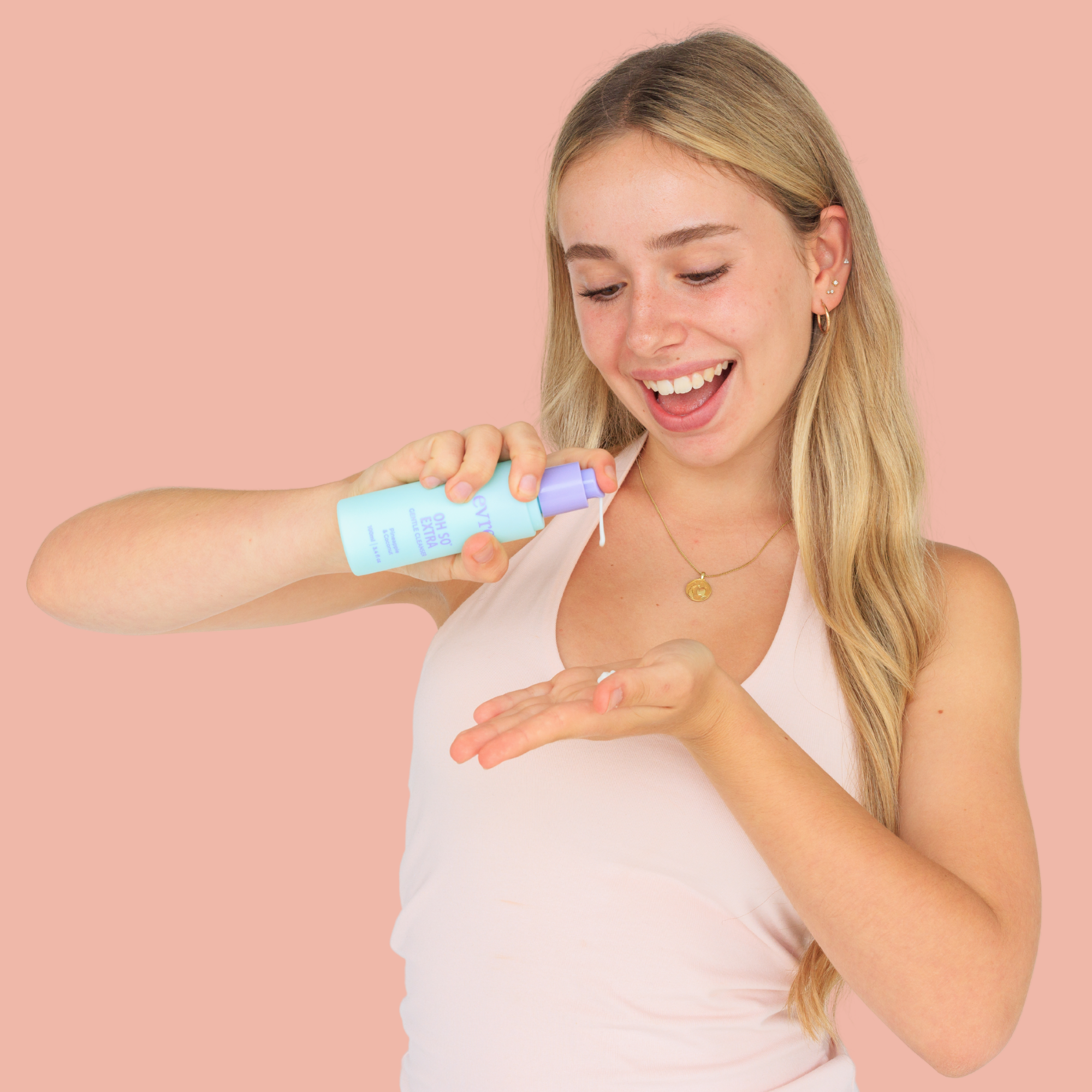 Evre Oh So Extra Pineapple & Coconut Face Cleanser
